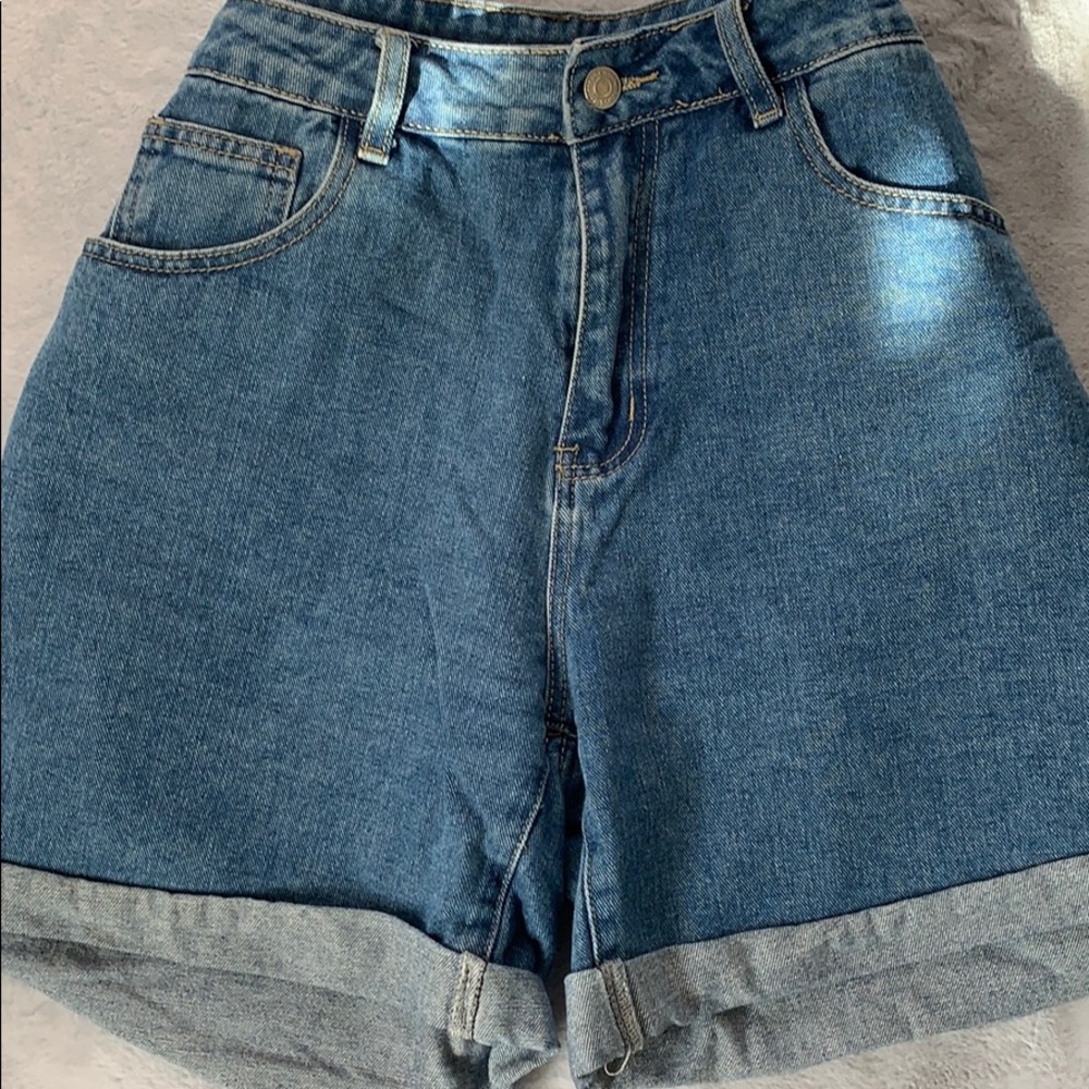 Shorts that I bought and never used.